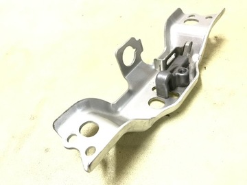 HONDA CBR 600 RR PC 40 КРЕПЛЕНИЕ ЗАМКА СИДЕНЬЯ
