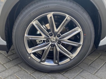 Lexus LBX 1.5 Hybrid 136KM 2025 Od ręki - Elegant 1.5 Hybrid 136KM | Czarna tapicerka!, zdjęcie 10