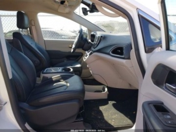 Chrysler Pacifica II 2024 Chrysler Pacifica 2024r., 4x4, 3.6L 3.6 Benzyna 287KM, zdjęcie 8