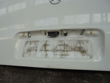 MERCEDES VITO W638 KRYT KUFRU VÍKO KUFRU SKLO (OKNO)