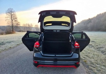 Ford Focus III Sedan Facelifting 1.0 EcoBoost 125KM 2016 Ford Focus Ford Focus 1.0 EcoBoost ST-Line Red ASS Benzyna 125KM, zdjęcie 20