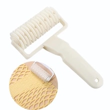 Скалка для нарезки круассанов