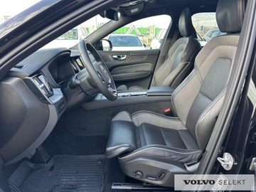 Volvo XC60 II Crossover Plug-In Facelifting 2.0 T8 455KM 2024 Volvo XC 60 XC60 T8 Plug-In Hybrid AWD 455KM Black, zdjęcie 17