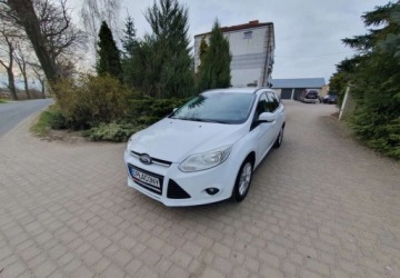 Ford Focus III Kombi 1.6 Duratec 105KM 2011 Ford Focus Ford Focus 1.6 TI-VCT Ambiente 1.6 Benzyna 105KM, zdjęcie 2