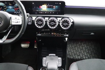 Mercedes Klasa A W177/V177 Hatchback 1.3 200 163KM 2022 Mercedes A A 200, Salon Polska, 1. Właściciel, zdjęcie 11