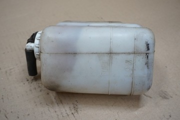 MITSUBISHI PAJERO III NÁDOBKA VYROVNÁVACÍ 3,2 DID 00-06R