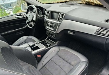 Mercedes Klasa M W166 2012 Mercedes-Benz ML Mercedes-Benz ML 3.0 Diesel 256KM, zdjęcie 2
