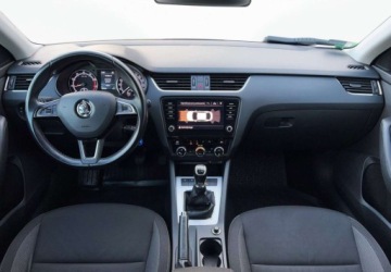 Skoda Octavia III Liftback Facelifting 1.5 TSI ACT 150KM 2017 Skoda Octavia 1.5TSI 150KM Ambition SalonPL Serwis Hak Smartlink Led Tempo, zdjęcie 14