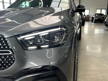 Mercedes GLE V167 SUV Facelifting 2.0 300d 269KM 2025 MERCEDES-BENZ GLE 300 d 4-Matic AMG Line 2.0 (269KM) 2025, zdjęcie 12