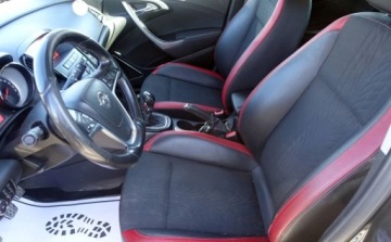 Opel Astra J Sports Tourer Facelifting 2.0 BiTurbo CDTI 195KM 2014 Opel Astra 2.0CDTI 195KM BiTurbo Wymieniony rozrzad Nowe opony Navi Skora, zdjęcie 12