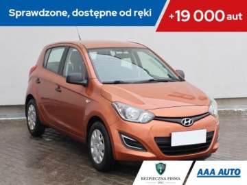 Hyundai i20 I Hatchback 5d Facelifting 1.2 DOHC 85KM 2013 Hyundai i20 1.2, Klima