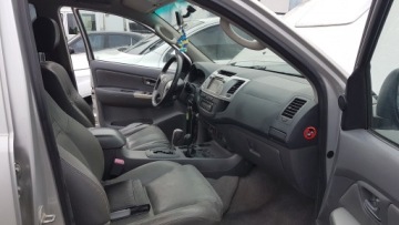 Toyota Hilux VII Podwójna kabina Facelifting 3.0 D-4D 171KM 2012 Toyota Hilux 3.0 Diesel 170 KM, zdjęcie 6