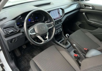 Volkswagen T-Cross SUV 1.0 TSI 95KM 2023 Volkswagen T-Cross Life, Digital Cockpit, ACC, Czujniki parkowania, Salon, zdjęcie 6