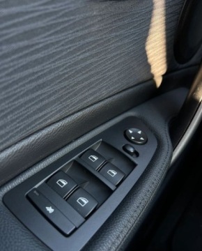 BMW Seria 1 E81/E87 Hatchback 5d E87 1.6 116i 122KM 2009 BMW Seria 1 Klima Alu Super stan Gwarancja w cenie Warszawa VFJA 1.6 122KM, zdjęcie 22