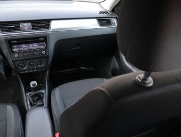 Skoda Rapid II Spaceback 1.2 TSI 85KM 2014 Skoda Rapid Spaceback 1.2 TSI, Salon Polska, zdjęcie 7