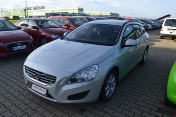 Volvo V60 I Kombi 1.6 T3 150KM 2013 Volvo V60, z Niemiec, OPŁACONY, zdjęcie 2