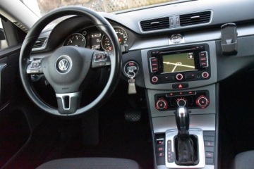 Volkswagen Passat B7 Variant 2.0 TDI CR DPF BlueMotion 140KM 2012 Volkswagen Passat B7 Variant Comfortline 2.0TDI *AUTOMAT* BOGATA Wersja HAK, zdjęcie 22