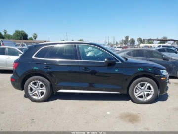Audi Q5 II SUV 2.0 TFSI 252KM 2018 Audi Q5 2.0t Premium2.0t Tech Premium 2018 2.0 Benzyna 252KM, zdjęcie 5