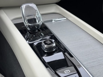 Volvo V60 II  Kombi Facelifting 2.0 B4 197KM 2023 Volvo V60 V60 B4 | Diesel | Plus Bright | | FV23%, zdjęcie 15