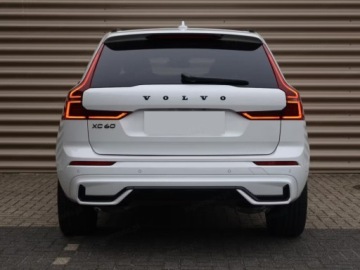 Volvo XC60 II 2026 VOLVO XC60 B5 B AWD Ultra Black Edition Suv 2.0 (264KM) 2026, zdjęcie 3