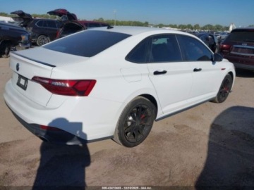 Volkswagen Jetta VI 2024 Volkswagen Jetta gli 40th anniversary edition, 2024r., 2.0L 2.0 Benzyna, zdjęcie 2