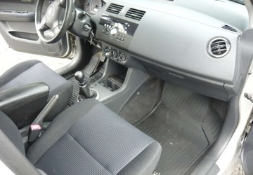 Suzuki Swift IV 2009 Suzuki Swift Suzuki Swift 1.3 4x4 Comfort, zdjęcie 15