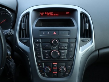 Opel Astra J Hatchback 5d Facelifting 1.6 Twinport ECOTEC 115KM 2014 Opel Astra 1.6 16V, Salon Polska, Klima, Tempomat, zdjęcie 11