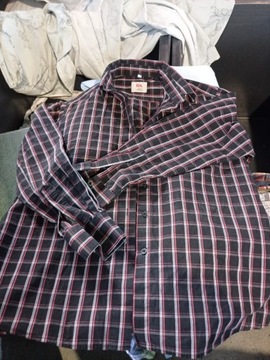 Рубашки мужские сортированные одного качества оптом на развес.