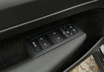 Volvo XC40 Crossover 2.0 T4 190KM 2019 Volvo XC 40 T4 190KM Inscription BEZWYPADKOWY automat GWARANCJA, zdjęcie 32