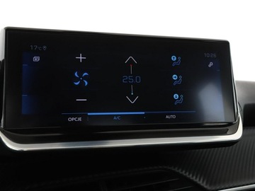 Peugeot 2008 II SUV 1.2 PureTech 130KM 2020 Peugeot 2008 automat virtual cocpit navi klima, zdjęcie 24