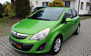 Opel Corsa D Hatchback 5d Facelifting 1.4 87KM 2013 Opel Corsa 1.4 i Tapiercka czesciowo skorzana Klima 1 rok gwarancji