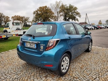 Toyota Yaris III Hatchback 5d Hybrid 100KM 2013 TOYOTA YARIS III HYBRID 1.5VVT-I AUTOMAT !!! WARTO !!!, zdjęcie 13