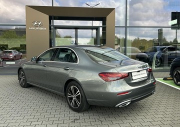 Mercedes Klasa E W213 Limuzyna Facelifting 2.0 E220d 194KM 2021 Mercedes-Benz Klasa E Salon Polska | Kamera cofania | Audio Burmester | 4MA, zdjęcie 8