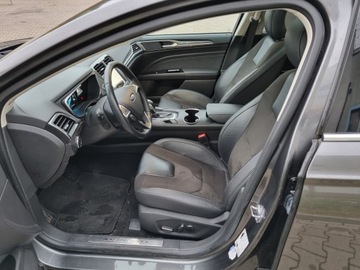 Ford Mondeo V Kombi Facelifting 2.0 Hybrid 187KM 2019 FORD MONDEO 2.0 Hybrid Titanium FULL LED Panorama Skóra Mały Przebieg, zdjęcie 28