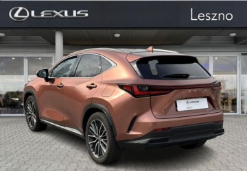 Lexus NX II SUV Facelifting 2.5 450h+ 309KM 2024 Lexus NX 450h Omotenashi AWD Salon PL VAT 23 1 wlasciciel Bezwypadkowy, zdjęcie 3