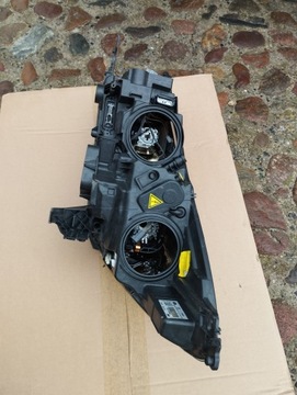 Kuga MK2 xenon reflektor lampa prawy prawa Ford