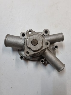 Pompa wodna AUDI 100 1.8 1.9 68-76