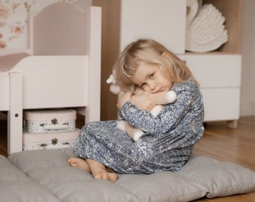 Pluszowa sarenka z wianuszkiem Ecru- duża- Melootka