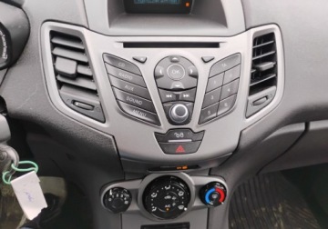 Ford Fiesta VII Hatchback 3d Facelifting 1.5 TDCi 75KM 2015 Ford Fiesta 2015r, 1.5TDCI. Lekko uszkodzony lewy tyl. Jezdzi. VAT 23 brut, zdjęcie 13