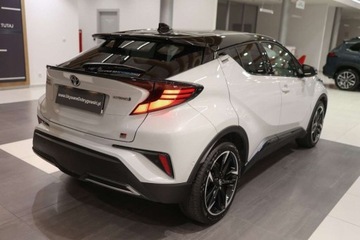 Toyota C-HR I Crossover Facelifting 1.8 Hybrid 122KM 2022 Toyota C-HR 1.8 Hybrid GPF GR Sport 1.8 Hybryda 122KM, zdjęcie 11