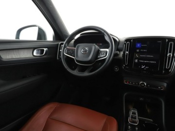 Volvo XC40 Crossover 2.0 D3 150KM 2019 Volvo XC 40 Inscription automat D3 skóra LED, zdjęcie 15