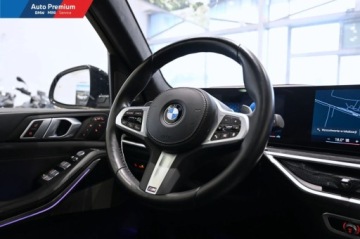 BMW X7 SUV Facelifting 3.0 40d 352KM 2023 BMW X7 xDrive40dFV23Hak HolowniczyPakiet Sportowy M 3.0 Diesel 352KM, zdjęcie 15