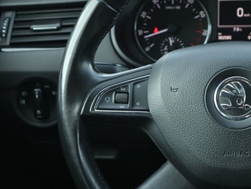 Skoda Octavia III Liftback 1.4 TSI 140KM 2013 Skoda Octavia 1.4 TSI, Salon Polska, Serwis ASO, zdjęcie 15