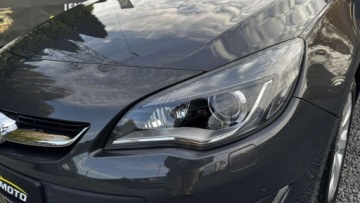 Opel Astra J Sports Tourer Facelifting 1.4 Turbo ECOTEC 140KM 2013 Opel Astra Bogate wyposazenie, Udok. przebieg GWARANCJA 1.4 Benzyna, zdjęcie 16