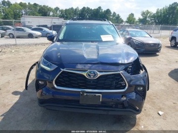 Toyota Highlander III 2022 Toyota Highlander 2022 TOYOTA HIGHLANDER HYBRID LIMITED 2.5 Hybryda 186KM, zdjęcie 4