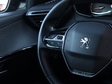 Peugeot 208 II Hatchback 1.2 PureTech 75KM 2020 Peugeot 208 1.2 PureTech, Salon Polska, zdjęcie 19