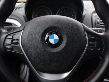 BMW Seria 1 F20-F21 Hatchback 5d 116i 136KM 2012 BMW 1 116i, Serwis ASO, Klima, Parktronic, zdjęcie 16