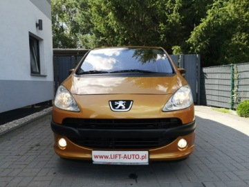 Peugeot 1007 2006 Peugeot 1007 1,4 Benzyna 73KM Klimatronik Automat, zdjęcie 1