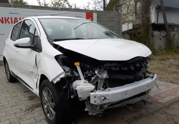 Toyota Yaris III Hatchback 5d Facelifting 2017 1.5 Dual VVT-iE 111KM 2019 Toyota Yaris Okazja 1.5 Benzyna 111KM, zdjęcie 1