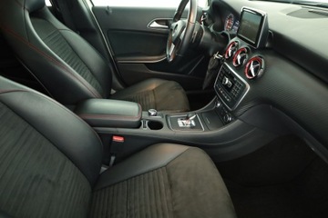 Mercedes Klasa A W176 Hatchback 5d AMG 2.0 45 AMG 360KM 2013 Mercedes A A 45 AMG 4MATIC, Salon Polska, zdjęcie 6